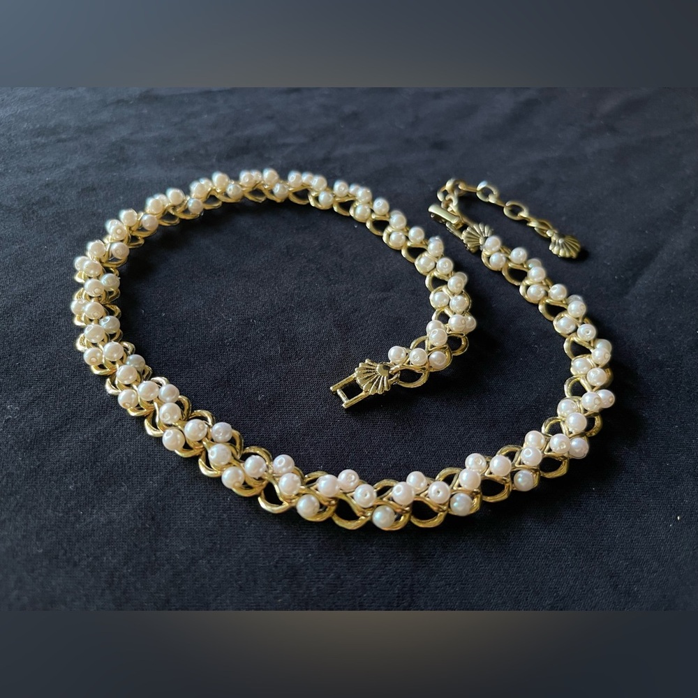 RICHELIEU Simulated Pearl gold tone Twisted Chain Necklace